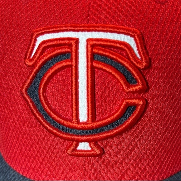 Other - Minnesota Twins ball cap  Lg—XL. Stretch